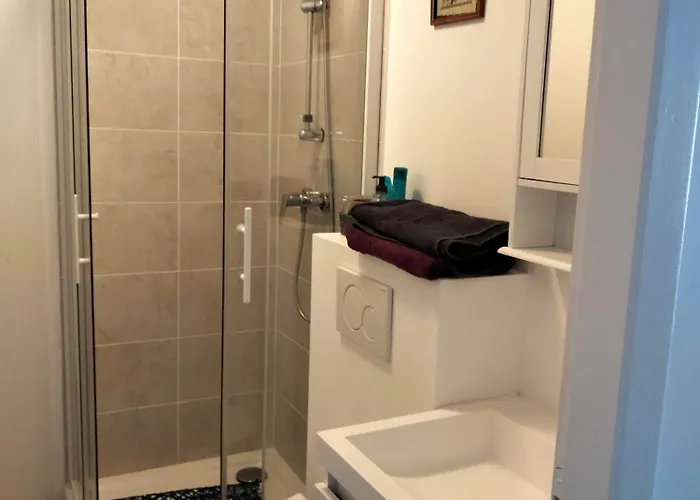 A Cote De La Hendaye